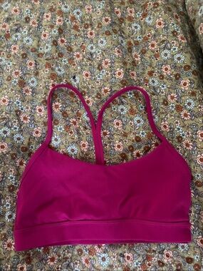 Lululemon flow Y bra size 6, no cups